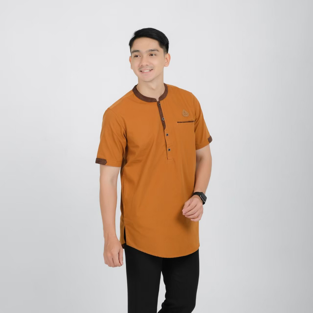 Kemeja Koko Lengan Pendek Dengan 3 Pocket Aktif Desain Kotak Saku Bahan Kombinasi full cotton