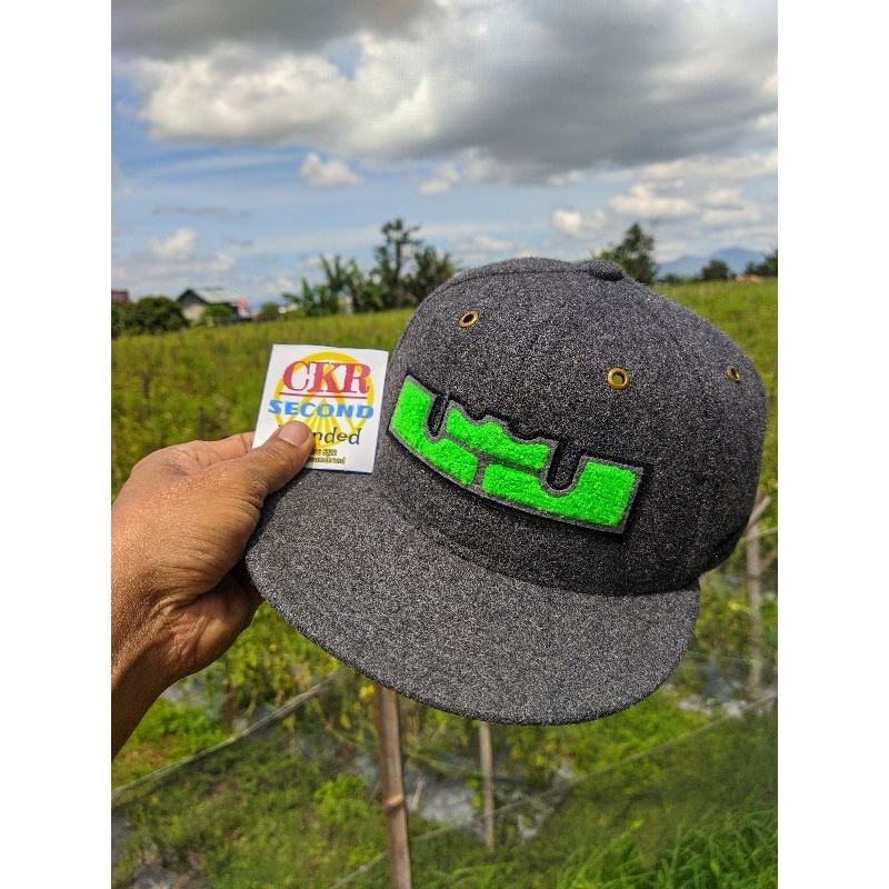 topi pria original branded snapback NIKE TRUE X LEBRON JAMES