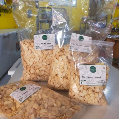 

Blue Diamond Almond slice Free Bubble Wrap dan Dus Tebal