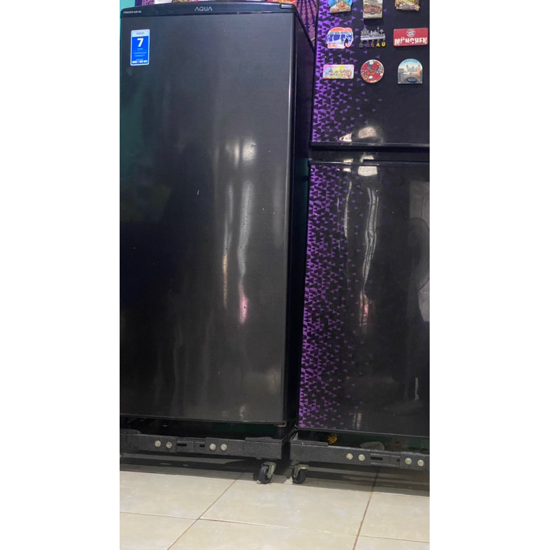 Freezer Aqua Kulkas Asi bekas pakai