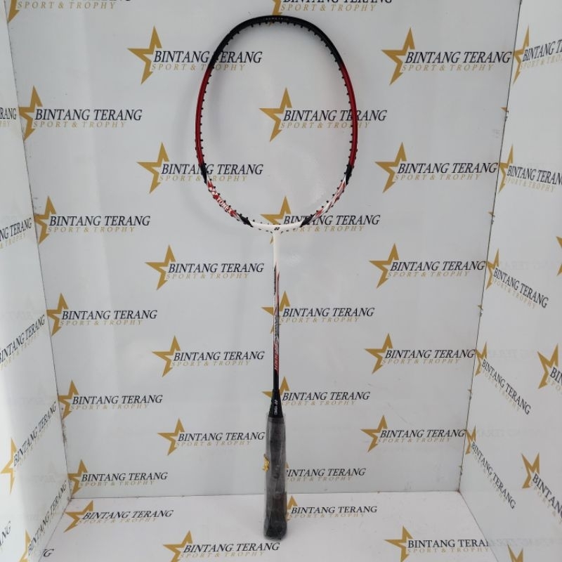 Yonex nanoray 7000i