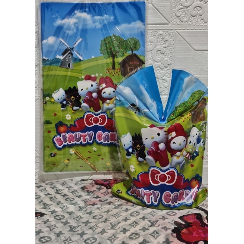 

(Isi 10)Plastik Snack Ulang Tahun Besar (ultah) 28X45/ Plastik Karakter / Plastik OPP HELLO KITTY