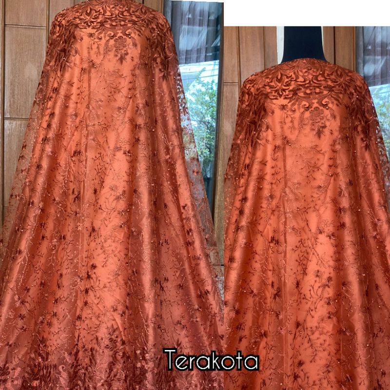 Tile elisaab, bahan. Kebaya,kain tile, tule akar mutiara, brukat mutiara (harga per setengah meter)