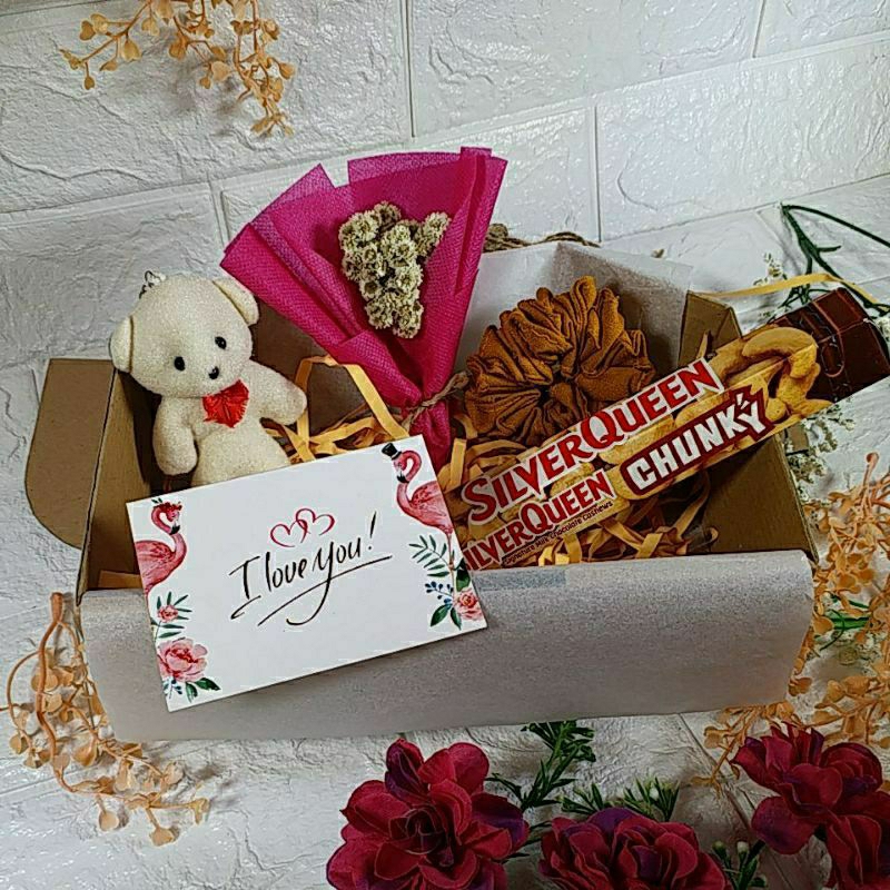 Hampers Valentine Hampers Ultah Cewek Hampers Anniversary Hampers Wisuda Kado Valentine Kado Ultah Wanita Kado Anniversary Kado wisuda Hadiah Ultah Wanita Hadiah Anniversary Hadiah Wisuda Gift Box wanita Hadiah Natal hampers coklat