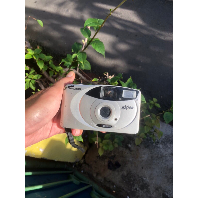 kamera analog fujifilm axion