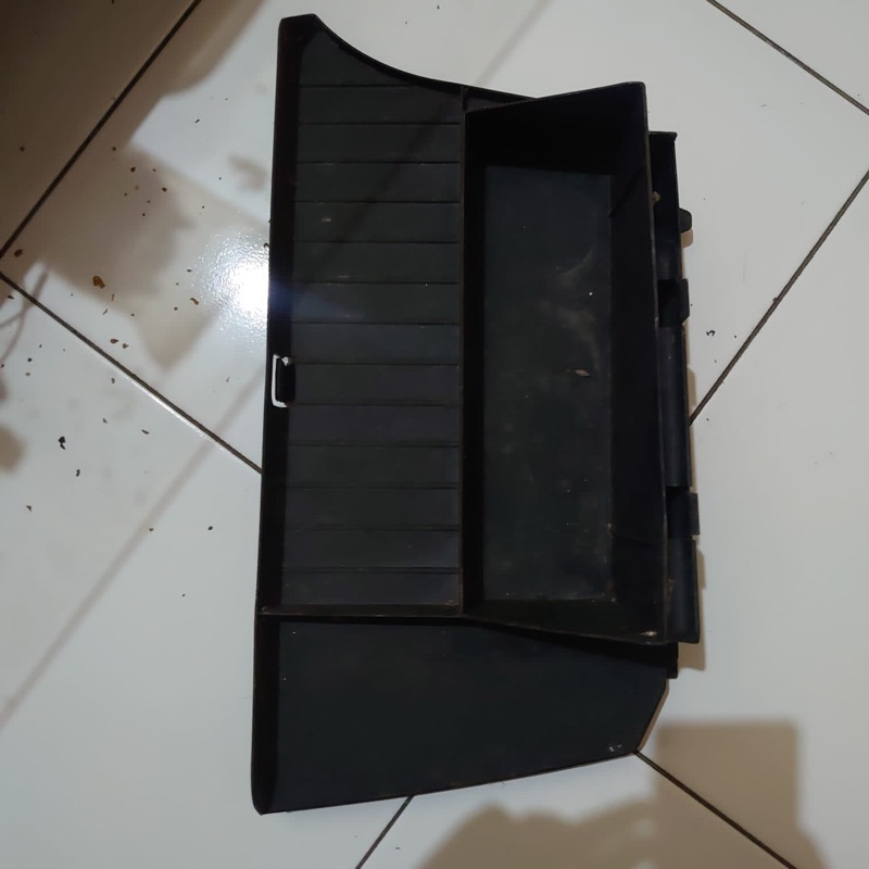 Tutup / Cover Aki / Accu BMW E36