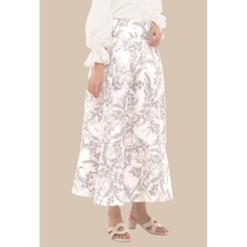 preloved ruby skirt tunik white marble XL-XXL wearing klamby