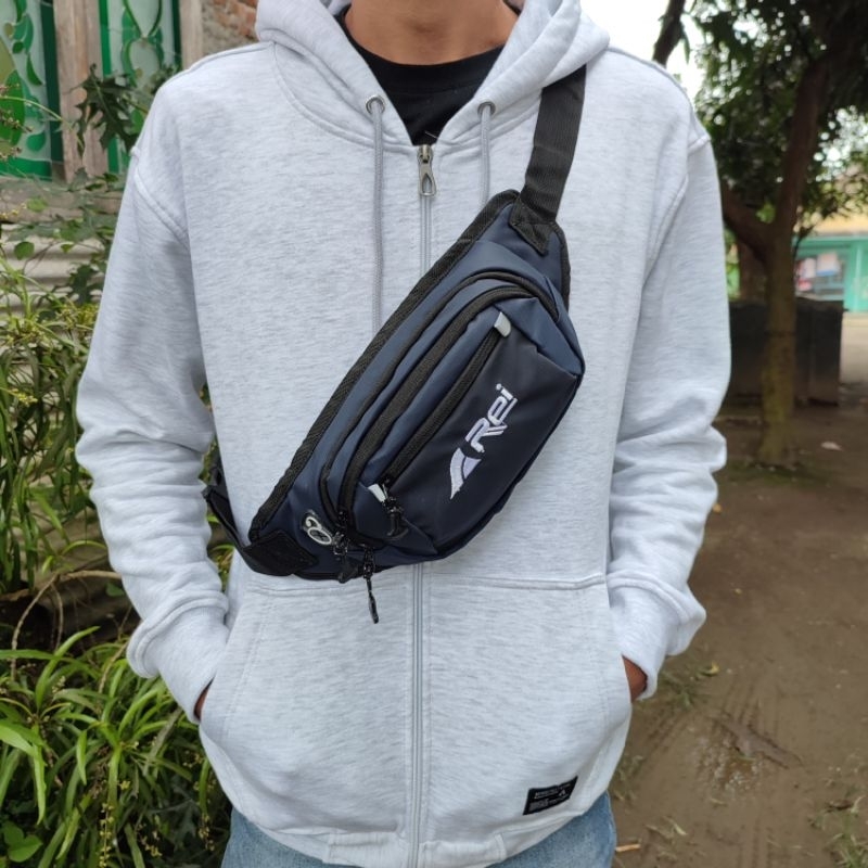 Tas waistbag ERIGO logo Bordir Waterproof 4 Resleting