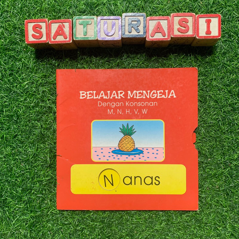 (Saturasi Preloved) Belajar Mengeja dengan Konsonan M, N, H, V, W - Buku Aktivitas Anak