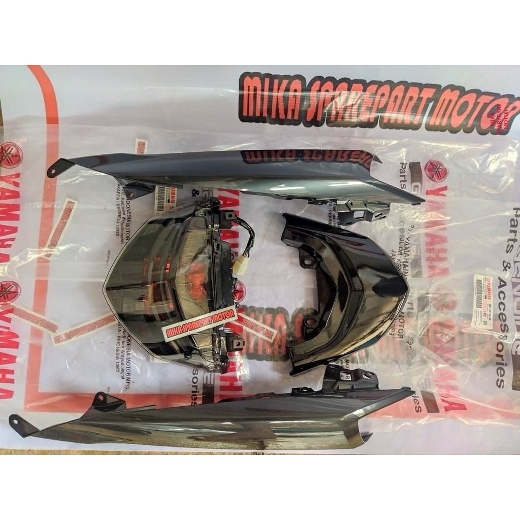 PAKET SOUL GT HITAM / COVER BELAKANG YAMAHA MIO SOUL GT 2013 HITAM DAN LAMPU STOP SOUL GT 115 CC