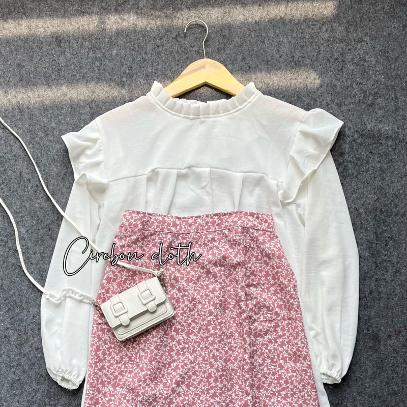 ONE SET PETTERN SKIRT FLORAL SKIRT (Cirebon Cloth)-Rok rose blus putih