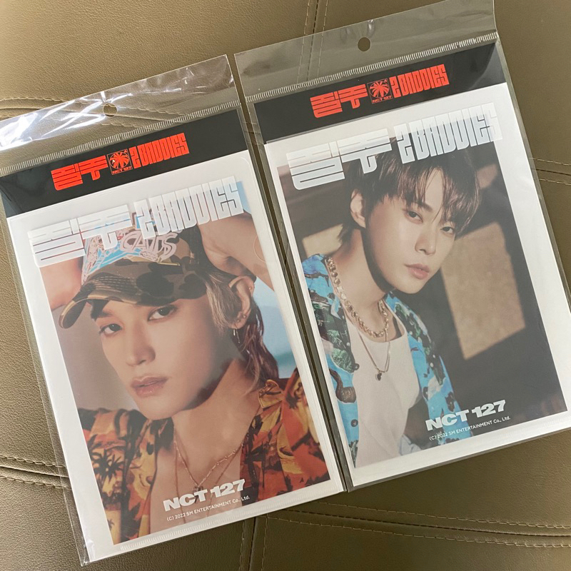 Doyoung Taeyong 2Baddies Merch Photocard Postcard Hologram Set sealed
