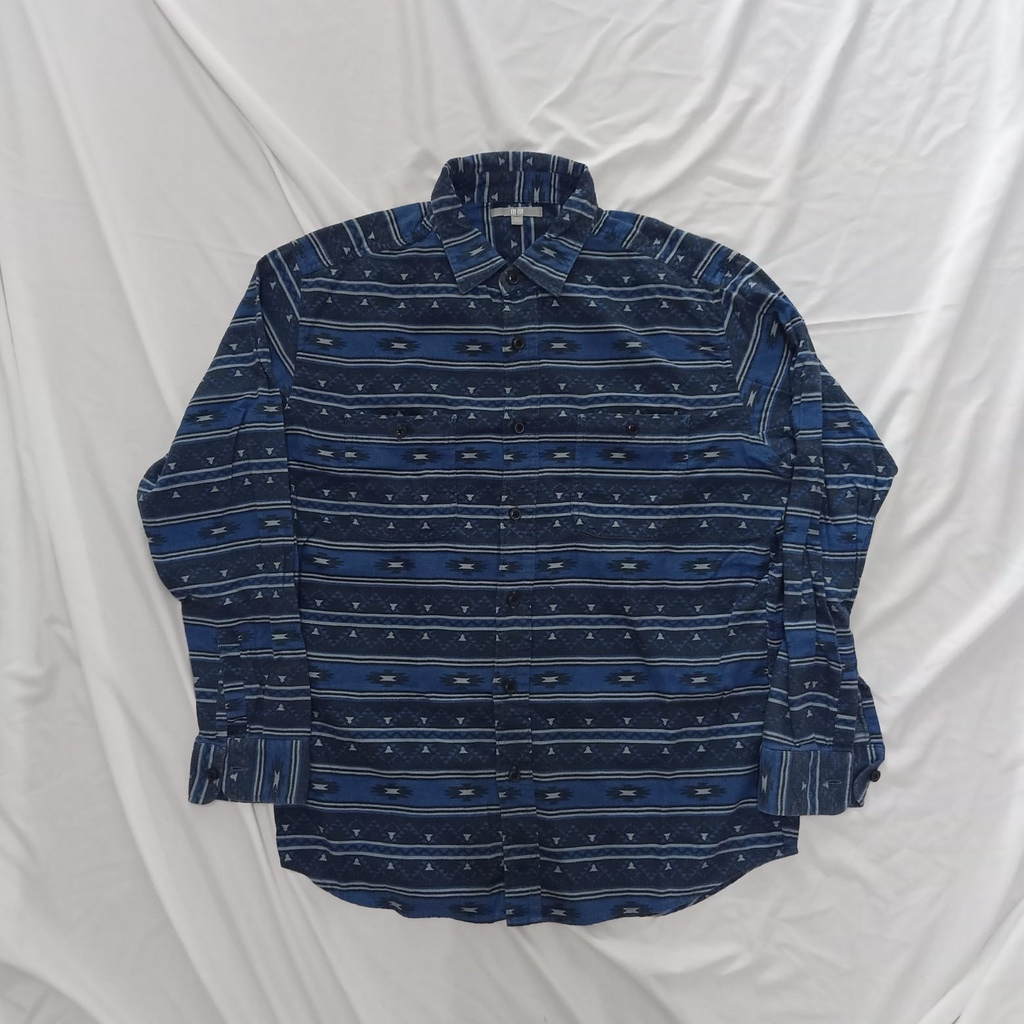 KEMEJA UNIQLO NAVAJO SECOND