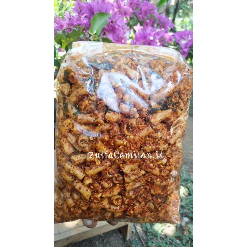 

Makaroni bantat pedas gurih daun jeruk 1kg