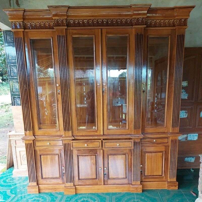 Lemari Hias Ruang Tamu Minimalis Kayu Jati