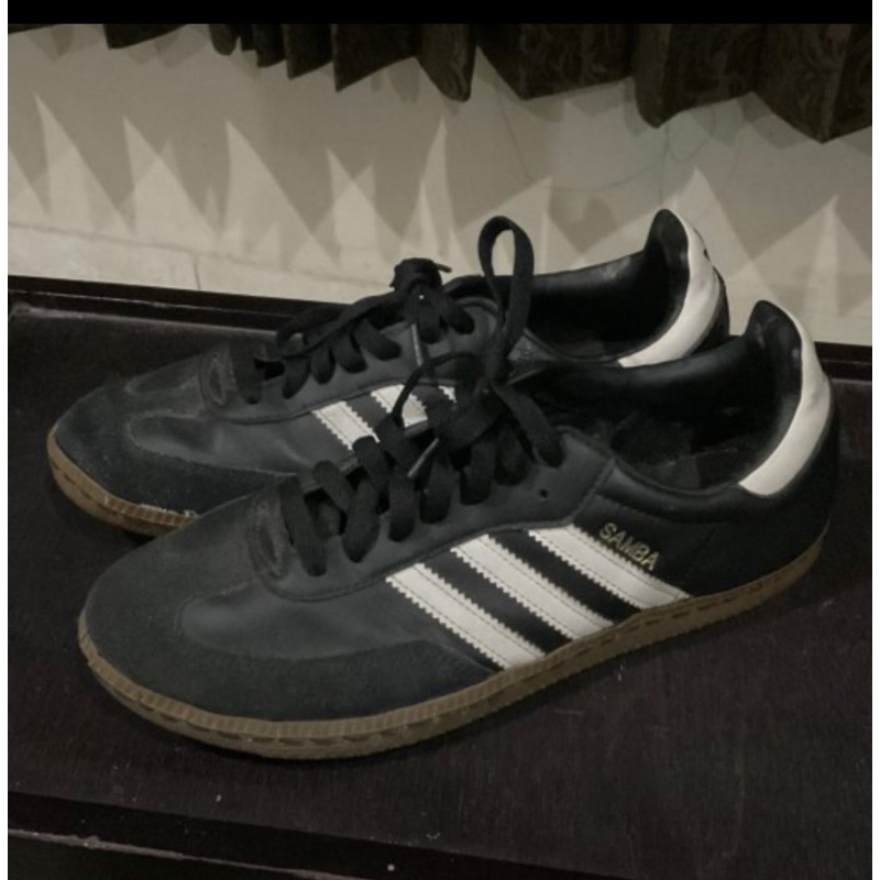Sepatu Adidas Originals Samba (G17100) bekas