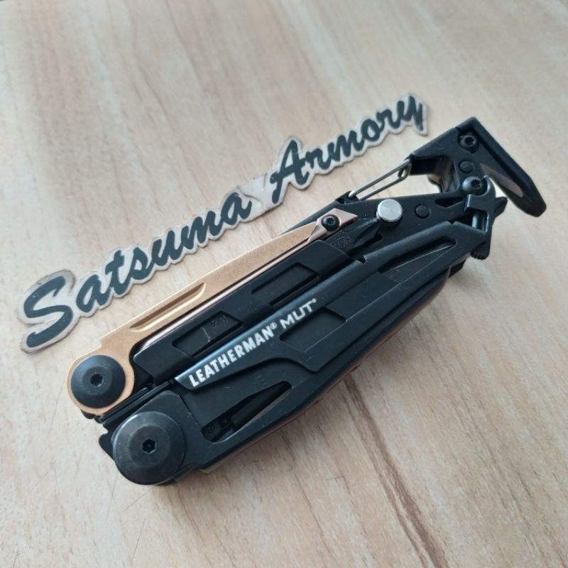 Leatherman MUT / Military Utility Tool