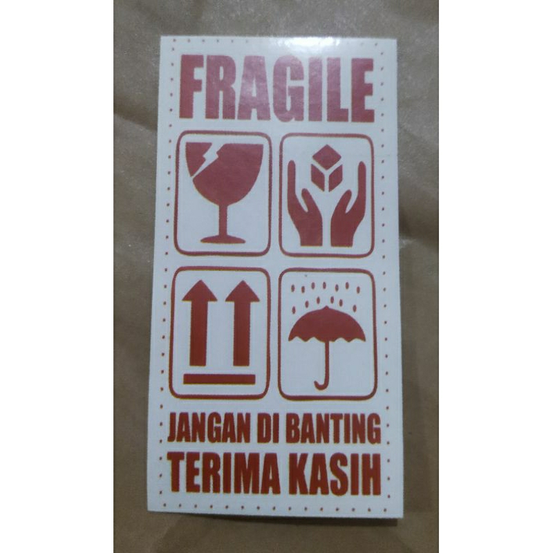 stiker fragille 4x7 cm