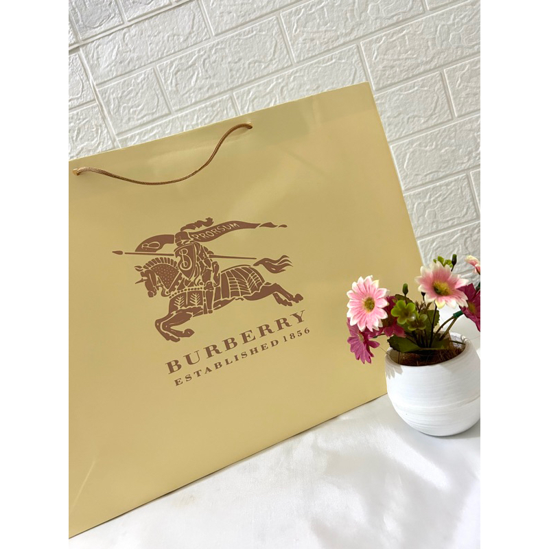 Paper Bag Burberry / Dustbag Burberry