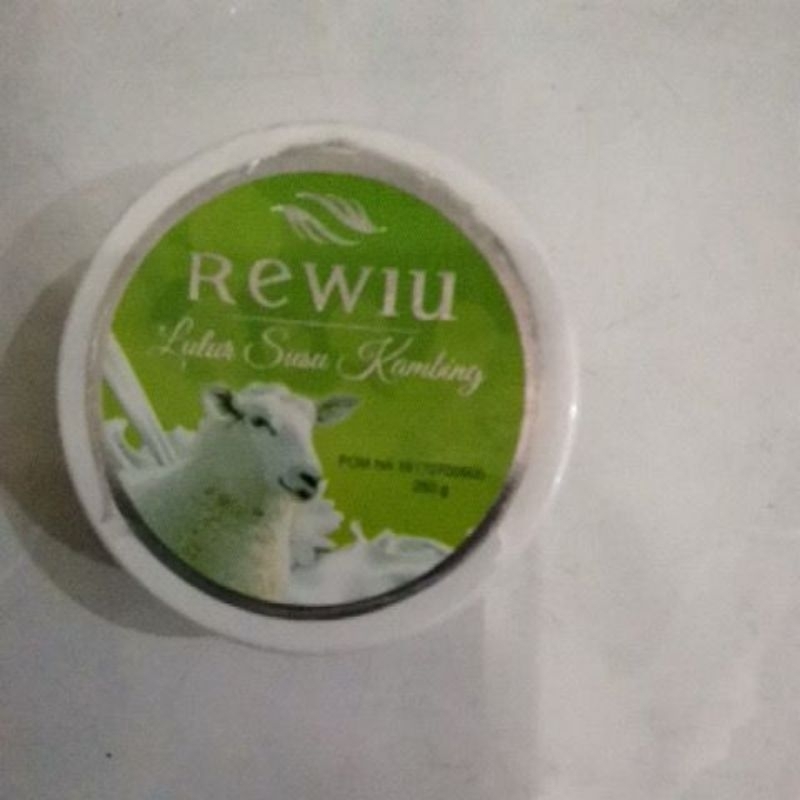 Rewiu Lulur Susu Kambing ( 250 Gram )