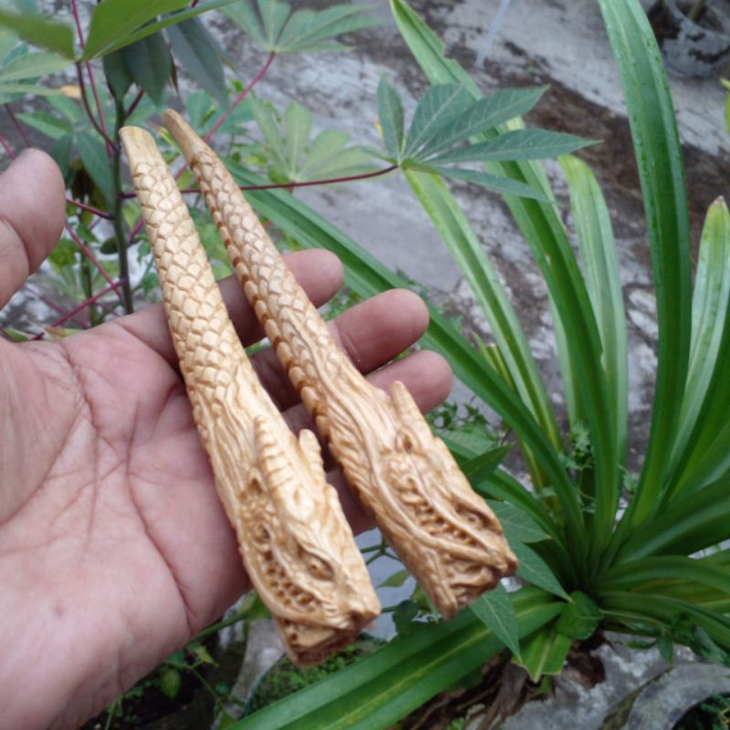 Pipa rokok once kayu kemuning ukir naga, 15 cm