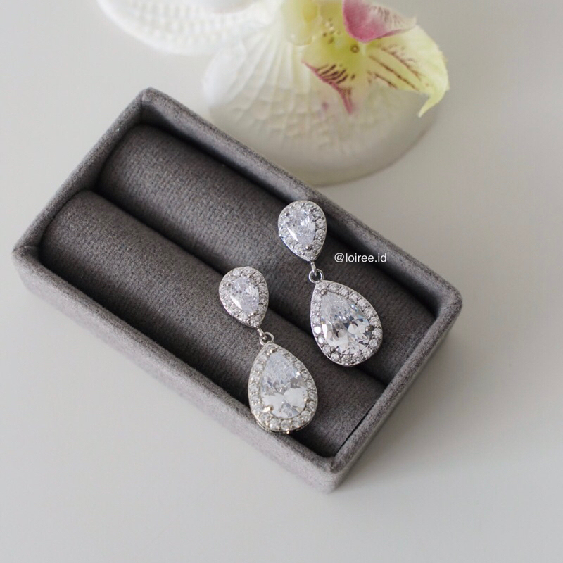 SHANON | Wedding Collection - Zirconia Teardrop Dangle Stud Bridal Earrings - Anting Wanita