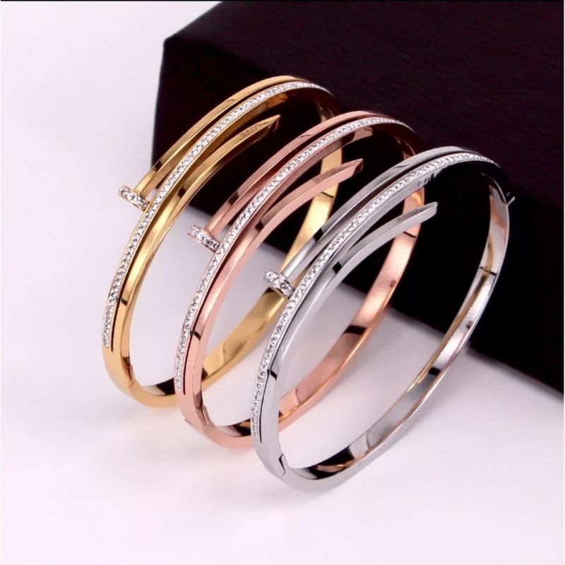 Gelang titanium anti luntur perhiasan wanita