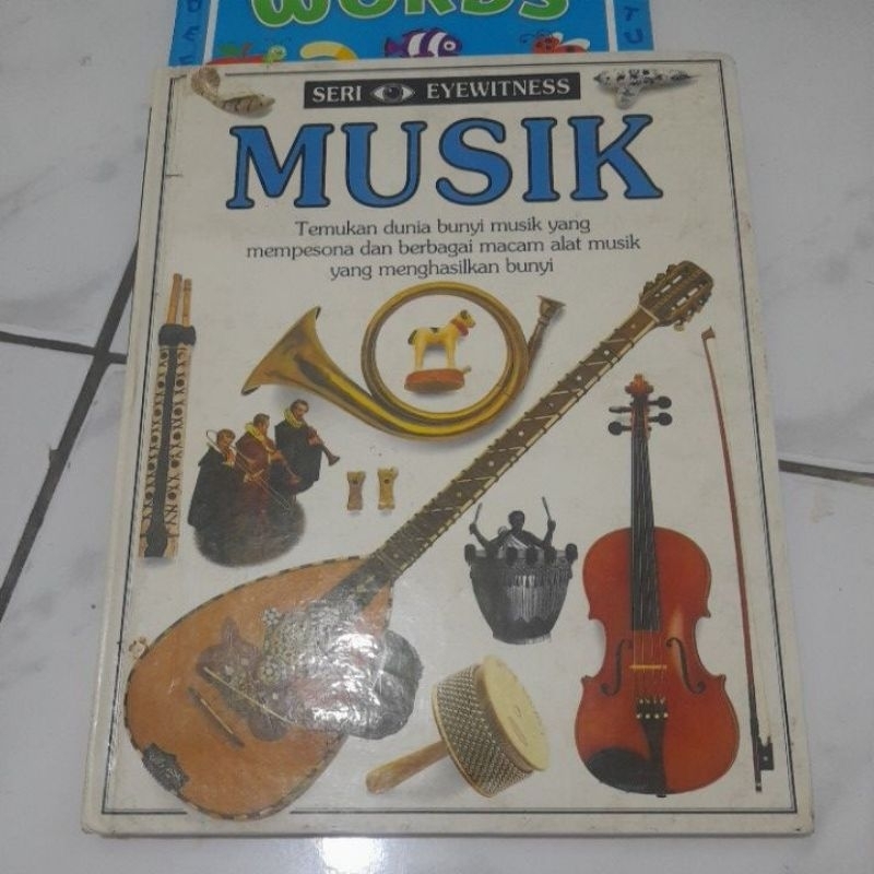 seri eyewitness judul musik