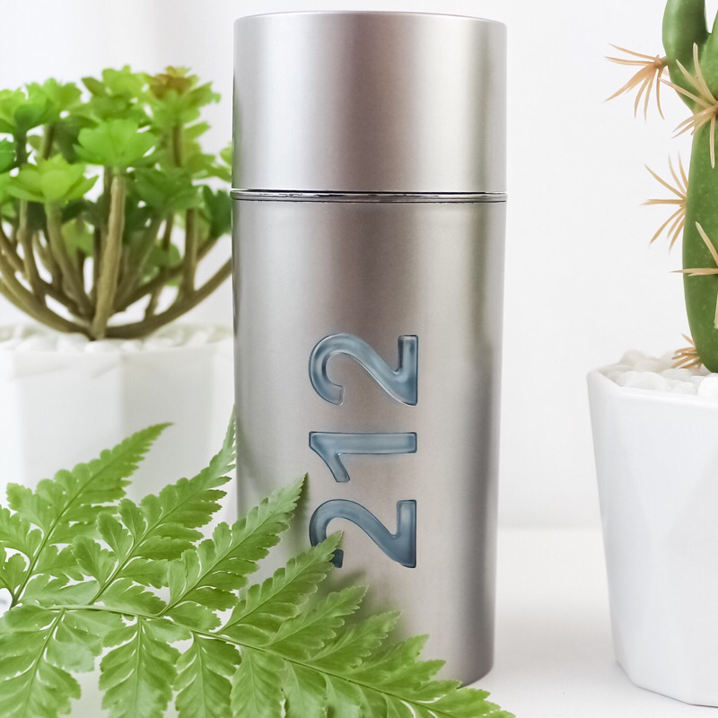 Carolina Herrera 212 Men NYC Original Singapore