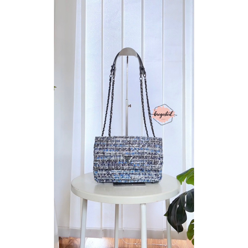 gs tweed shoulder