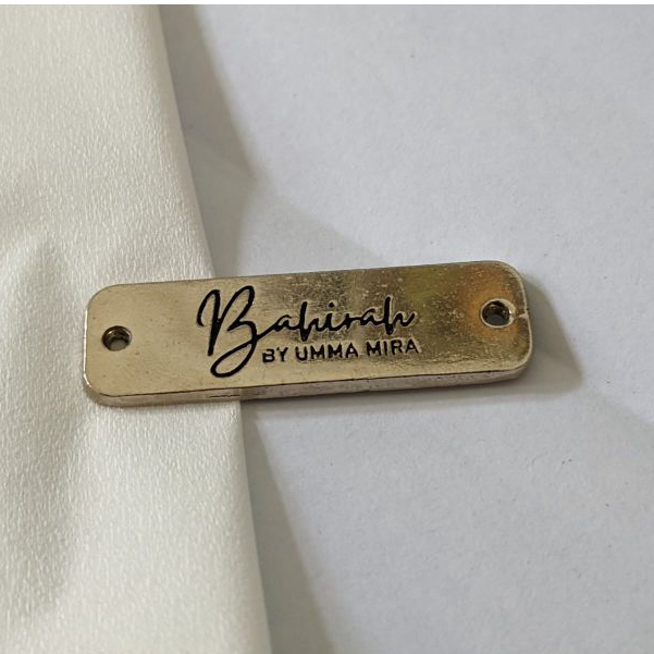 

Laskar Label label plat cor/label aloy/label hijab besi/label besi