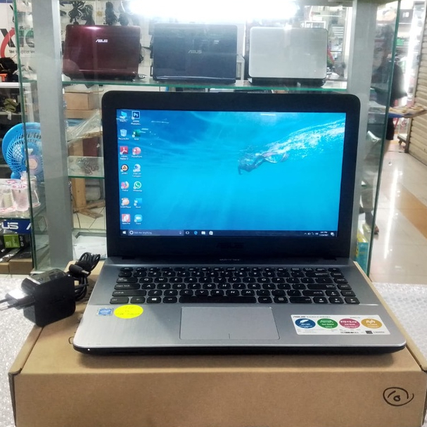 laptop Leptop Bekas second asus X441 RAM 4GB 2GB MULUS BARU PEMAKAIAN SSD 128 14 INC