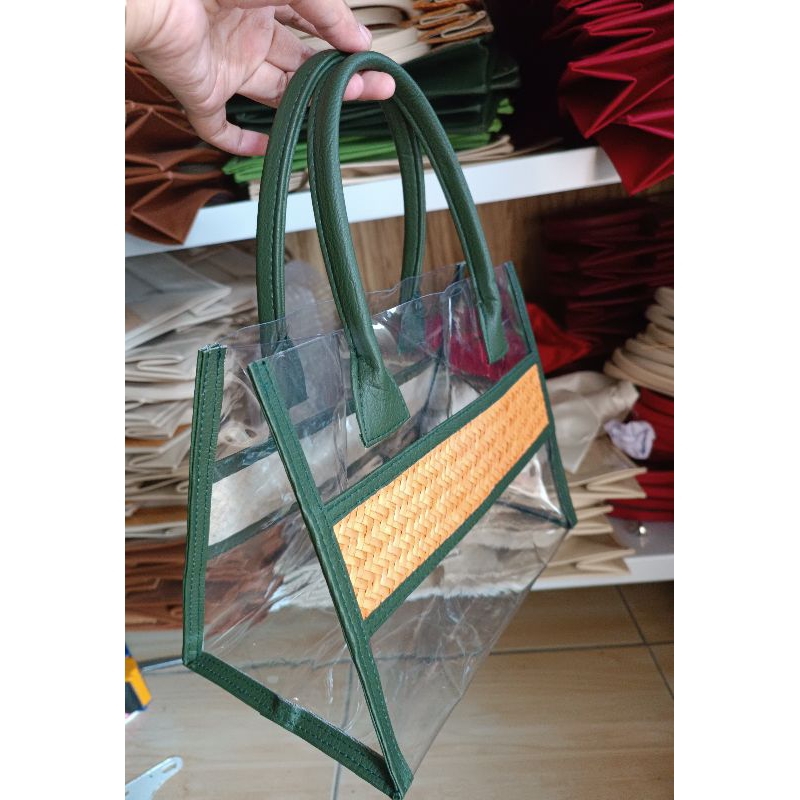 

TAS FULL MIKA PREMIUM HAMPERS LEBARAN / Parcel Gift Toples Souvenir