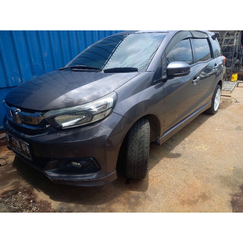 BODYKIT & SIDEKIRT MOBILIO RS ORIGINAL