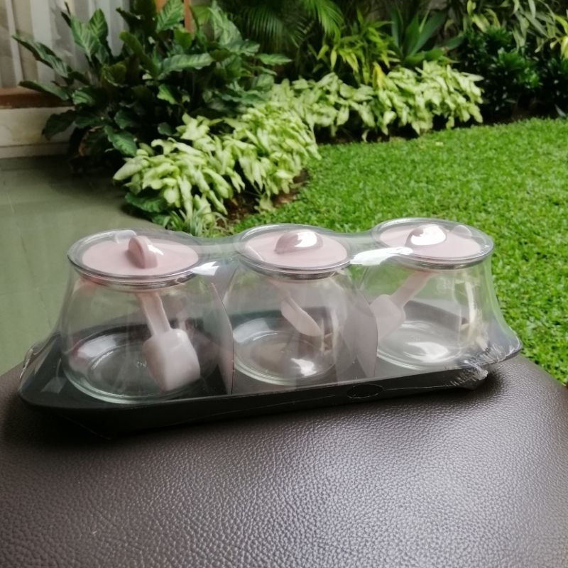 MR. DIY Tempat Bumbu Kaca 1set (3 tempat bumbu+sendok+nampan)