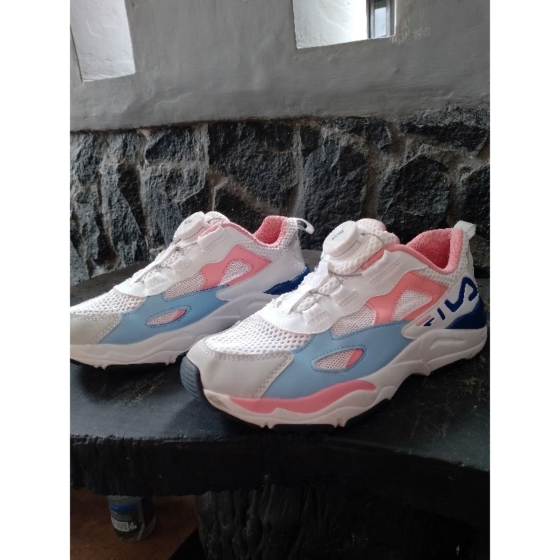 SEPATU ANAK FILA BOA  SECOND