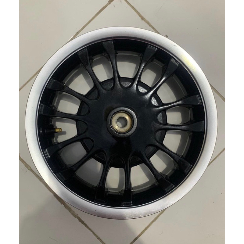 velg vespa sprint euro ring 12 belakang 2nd
