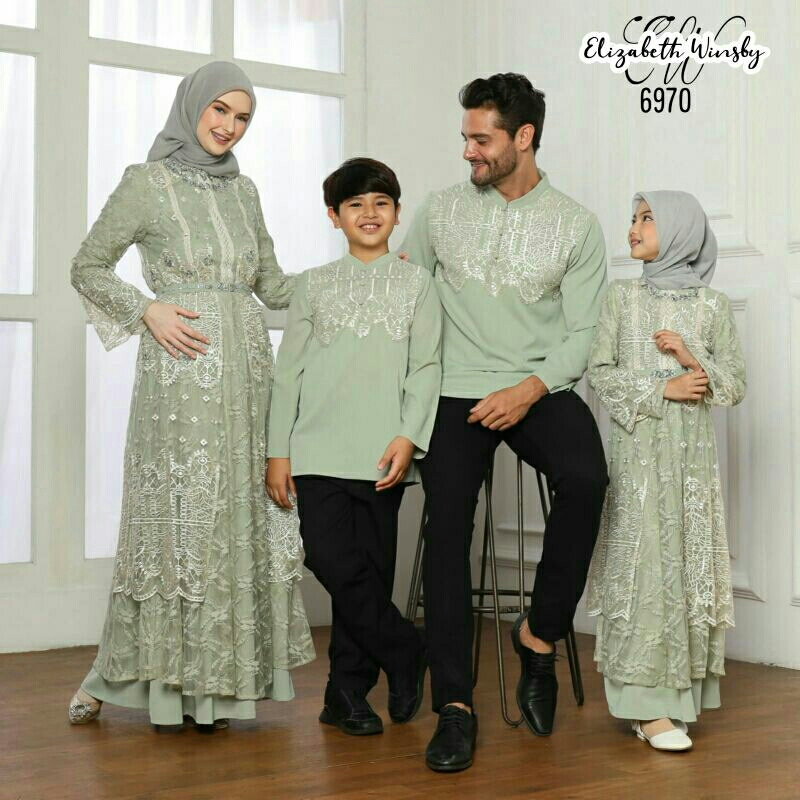 FAMILY SET BY ELIZABETH WINSBY GAMIS FAMILY SIMPEL REYNA FAMILY STELAN OUTER
