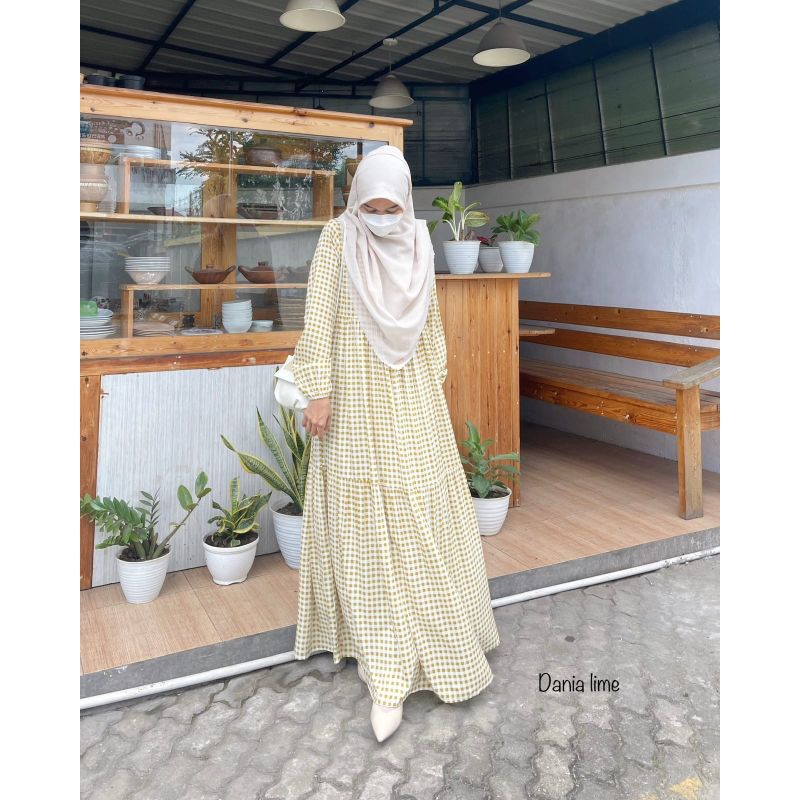 Latasha Outfit Dania Dress