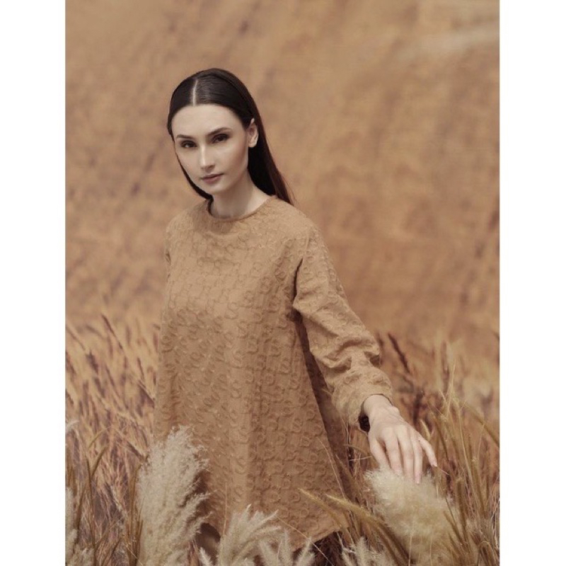 ELIZA TOP BUTTONSCARVES BENANG JARUM PRELOVED