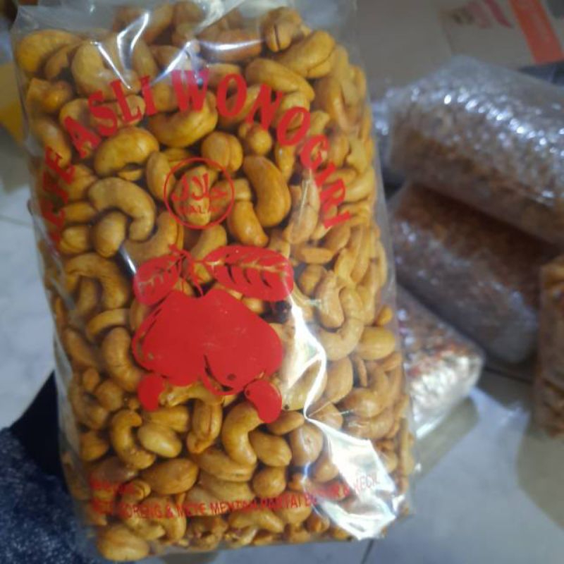 

kacang mente masak kemasan 1 Kg