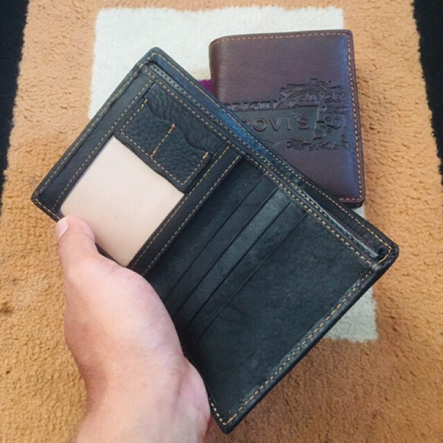 dompet lipat pria bahan kuit asli impor berkulitas model lipat biasa lidah tngah #dompet #dompetpria #dompetkulit #dompetcowok #dompetkulitpria #dompetkeren #dompetimpor #dompetbagus