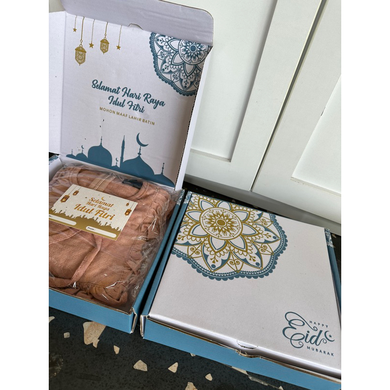 

Jasa box lebaran hampers dan kartu ucapan natal imlek ulang tahun