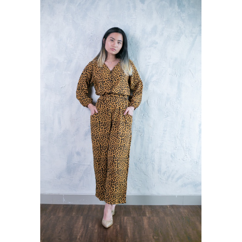 jumpsuit panjang / jumpsuit muslim busui friendly / jumpsuit wanita motif leopard