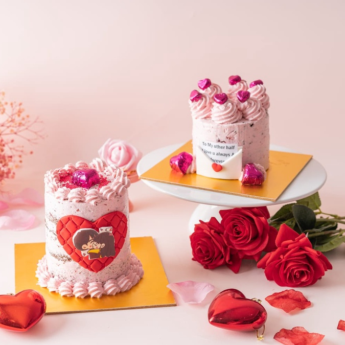 

VALENTINE CAKE | Valentine Gift Present Hampers