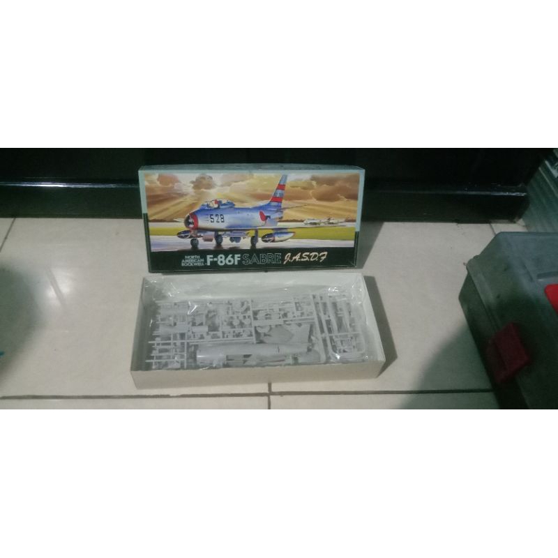 Fujimi F 86 sabre JASDF 1:72
