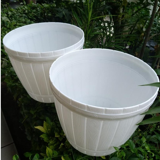 Pot Gentong Kayu Lovenia 22