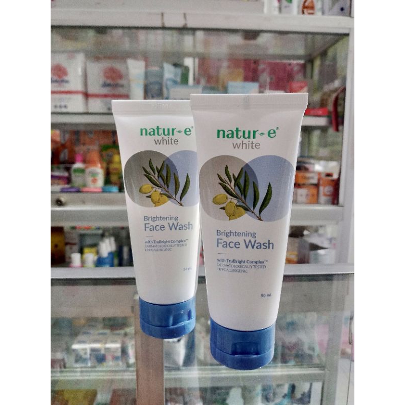 NATUR-E WHITE BRIGHTENING FACE WASH 50 GR - ED 07/24