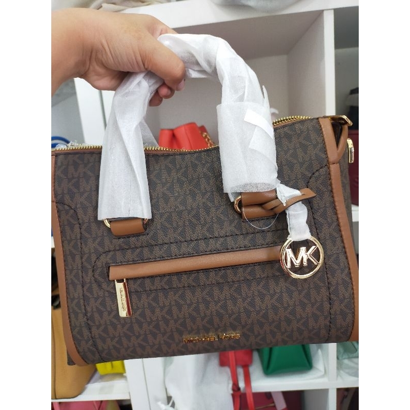 MK Carine Medium