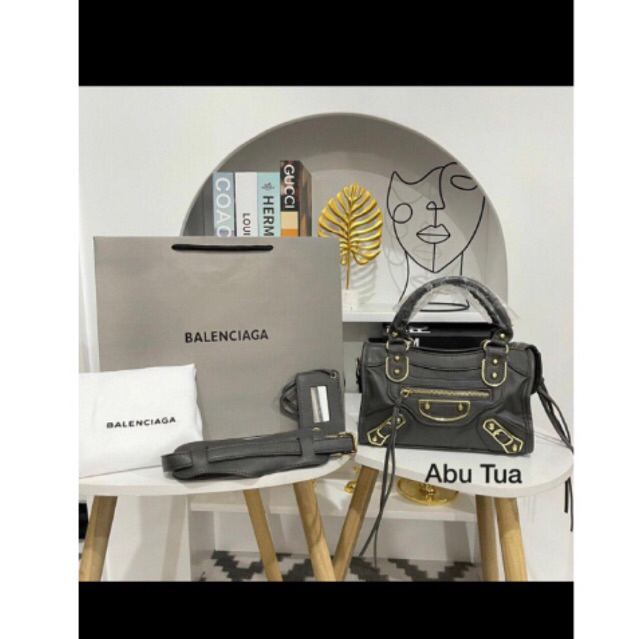 Premium Tas BALEN EDGE GRAINED medium gwh warna Abu tua preloved